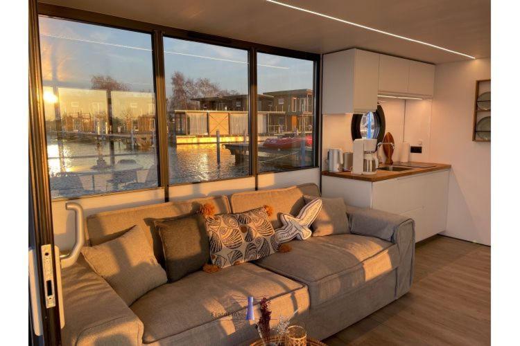 Hausboot Fjord Haven Mit Biosauna In Барт Екстериор снимка